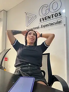 Sarahlove 90 online show from 12.05.25