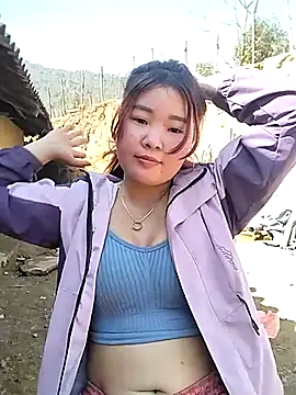 lylylove online show from 02.05.26