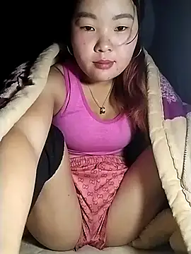 lylylove online show from 02.25.26