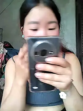 Snapshot of lylylove chatting on 06.22.26 lylylove online show from 06.22.26