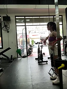 Snapshot of strawberry-ni chatting on 10.16.25 strawberry-ni online show from 10.16.25