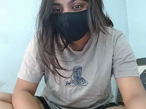 Snapshot of Vaani_Singha chatting on 10.26.25 Vaani Singha online show from 10.26.25