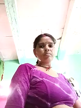 Snapshot of Sexy_queeny chatting on 09.13.25 Sexy queeny online show from 09.13.25