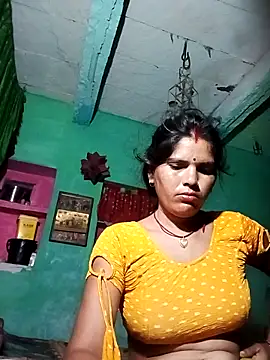 Snapshot of Sexy_queeny chatting on 09.20.25 Sexy queeny online show from 09.20.25