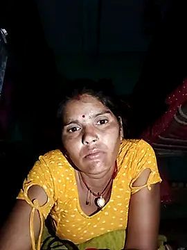 Snapshot of Sexy_queeny chatting on 09.21.25 Sexy queeny online show from 09.21.25