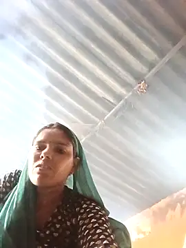 Snapshot of Sexy_queeny chatting on 09.29.25 Sexy queeny online show from 09.29.25