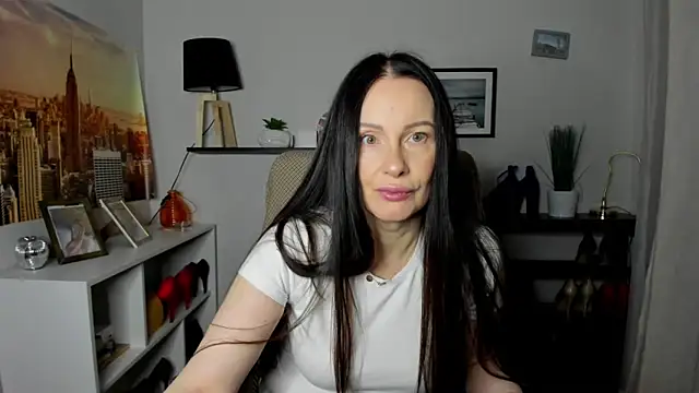 Velvet Jasmine online show from 02.13.26