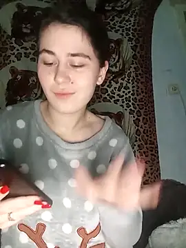 ToryTayler online show from 10.18.25