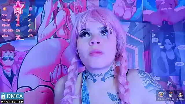 Snapshot of CandyKane06_ chatting on 10.21.25 CandyKane06 online show from 10.21.25