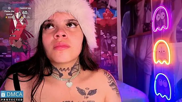 Snapshot of CandyKane06_ chatting on 11.25.25 CandyKane06 online show from 11.25.25