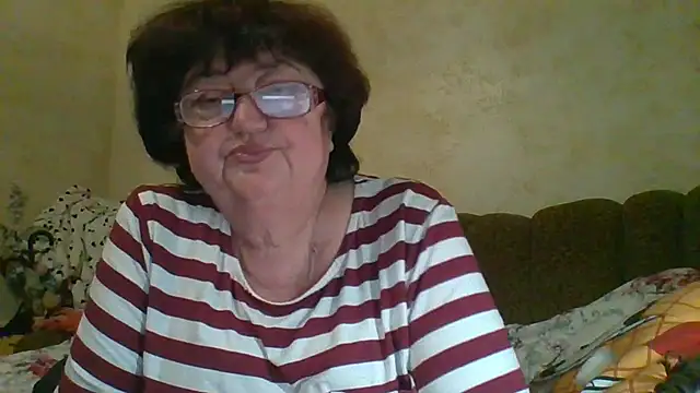 MilaSky5303 online show from 10.26.25