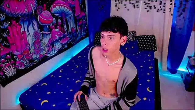 Snapshot of Thedoll_ethan7 chatting on 05.24.26 Thedoll ethan7 online show from 05.24.26