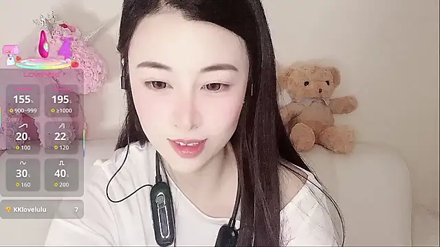 LuLu-Moon online show from 10.02.25