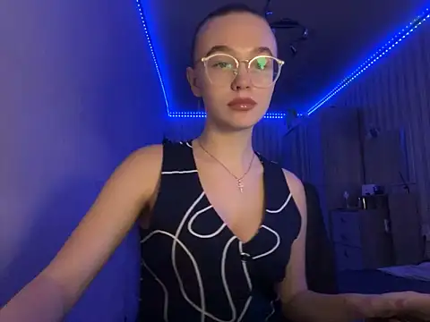 Snapshot of bellameow88 chatting on 09.09.25 bellameow88 online show from 09.09.25