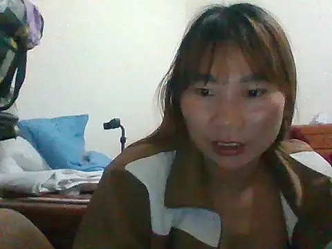 Snapshot of Mainay0033 chatting on 09.28.25 Mainay0033 online show from 09.28.25