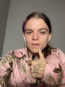 ittybittymeryssa online show from 11.11.25