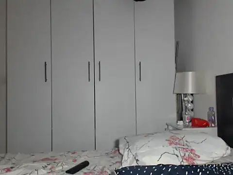 petite danielle online show from 10.01.25