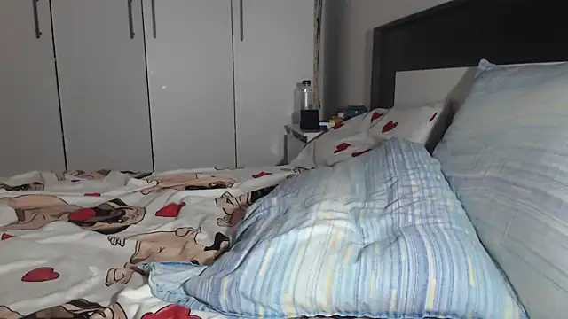 petite danielle online show from 07.18.26