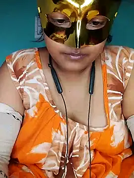 Snapshot of mimi87hoty chatting on 04.28.26 mimi87hoty online show from 04.28.26