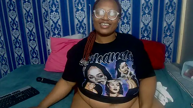 JUICEYLIPS333 online show from 12.17.25