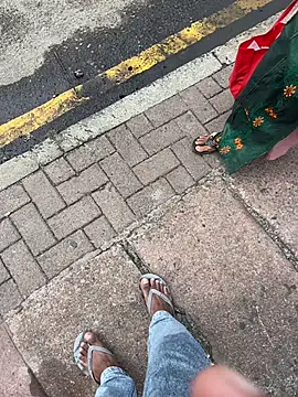 Snapshot of Senurak99 chatting on 11.10.25 Senurak99 online show from 11.10.25