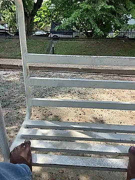 Snapshot of Senurak99 chatting on 11.11.25 Senurak99 online show from 11.11.25