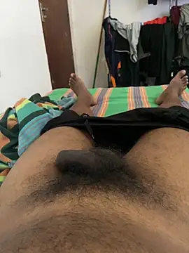 Snapshot of Senurak99 chatting on 11.14.25 Senurak99 online show from 11.14.25