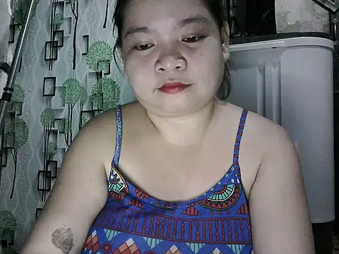 Snapshot of juicey_pussy chatting on 09.28.25 juicey pussy online show from 09.28.25