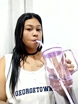 Tigresa23 online show from 09.29.25