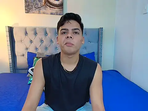 Snapshot of stewart_mateo_ chatting on 10.03.25 stewart mateo online show from 10.03.25