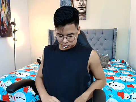 stewart mateo  online show from 12.04.25