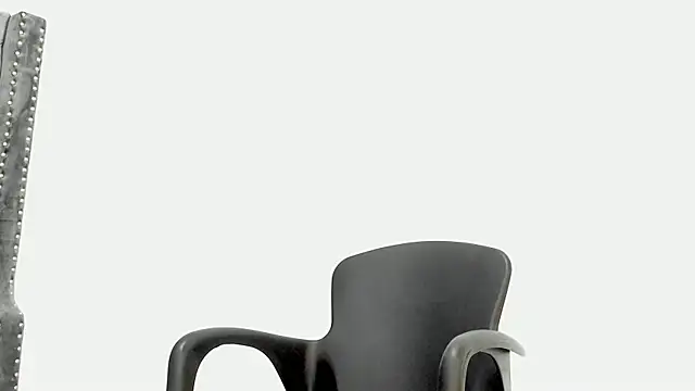 DOUGLAS 099 online show from 10.04.25