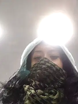 Queen Ashly online show from 12.14.25