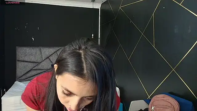 LiaMonroee  online show from 10.27.25