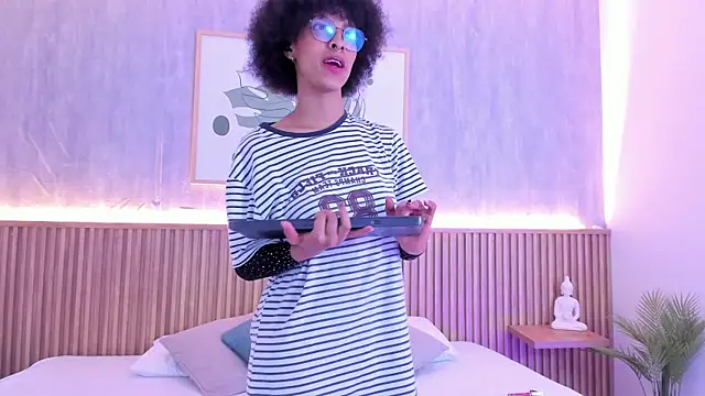 sophie rojas online show from 11.05.25