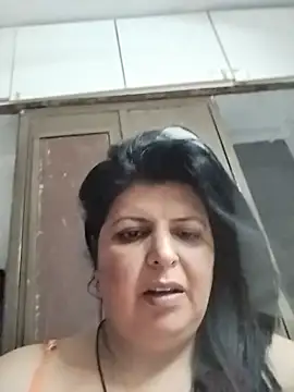 Snapshot of Jann_Riya333 chatting on 07.11.26 Jann Riya333 online show from 07.11.26