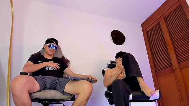 sotooliver3 online show from 11.13.25