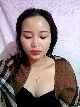 Lili lovely online show from 11.15.25