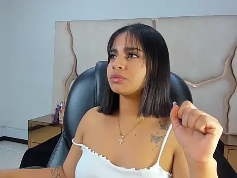 ScarletDoll online show from 09.18.25