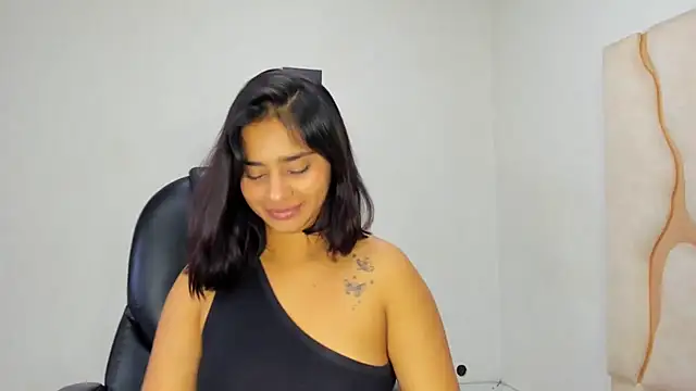 ScarletDoll online show from 11.14.25