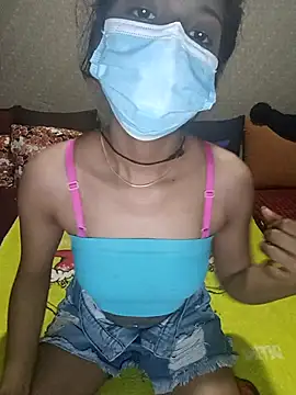 Snapshot of emali_baba chatting on 11.26.25 emali baba online show from 11.26.25