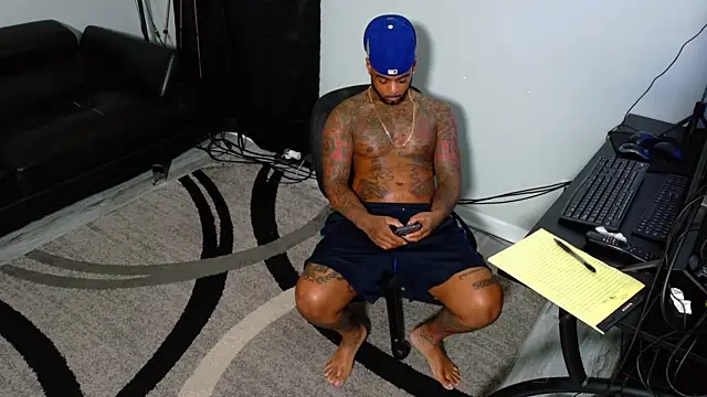 Snapshot of SLANGONDEMHOES chatting on 11.24.25 SLANGONDEMHOES online show from 11.24.25