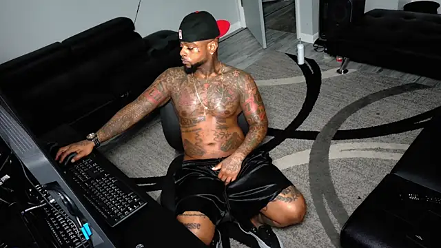 SLANGONDEMHOES online show from 03.08.26