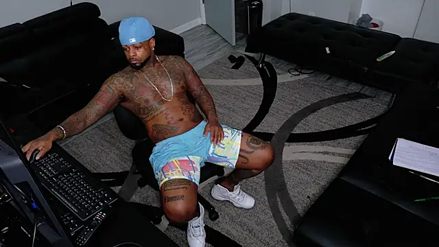 SLANGONDEMHOES online show from 04.14.26