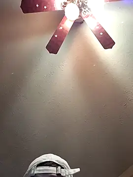 Snapshot of mresquared chatting on 02.20.26 mresquared online show from 02.20.26