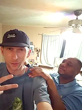 Snapshot of mresquared chatting on 03.11.26 mresquared online show from 03.11.26