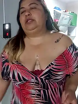 curvy diva  online show from 12.17.25