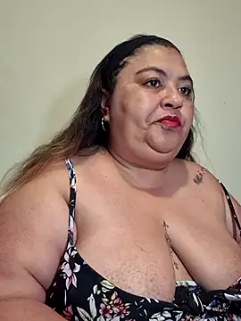 curvy diva  online show from 02.15.26