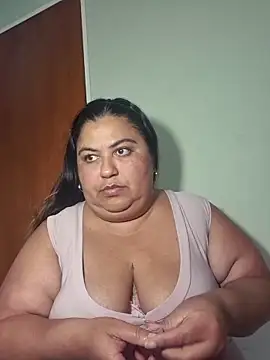 curvy diva  online show from 04.18.26