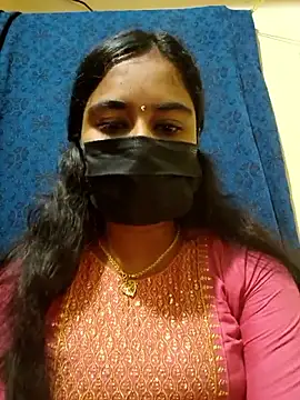 mini-queen online show from 03.19.26